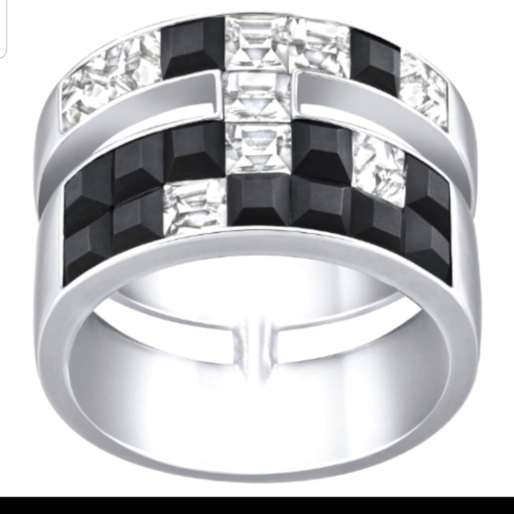 New Atelier Swarovski Ring by Viktor & Rolf